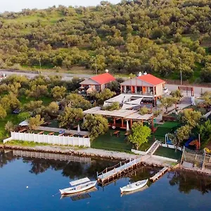 Qcunda Hotel