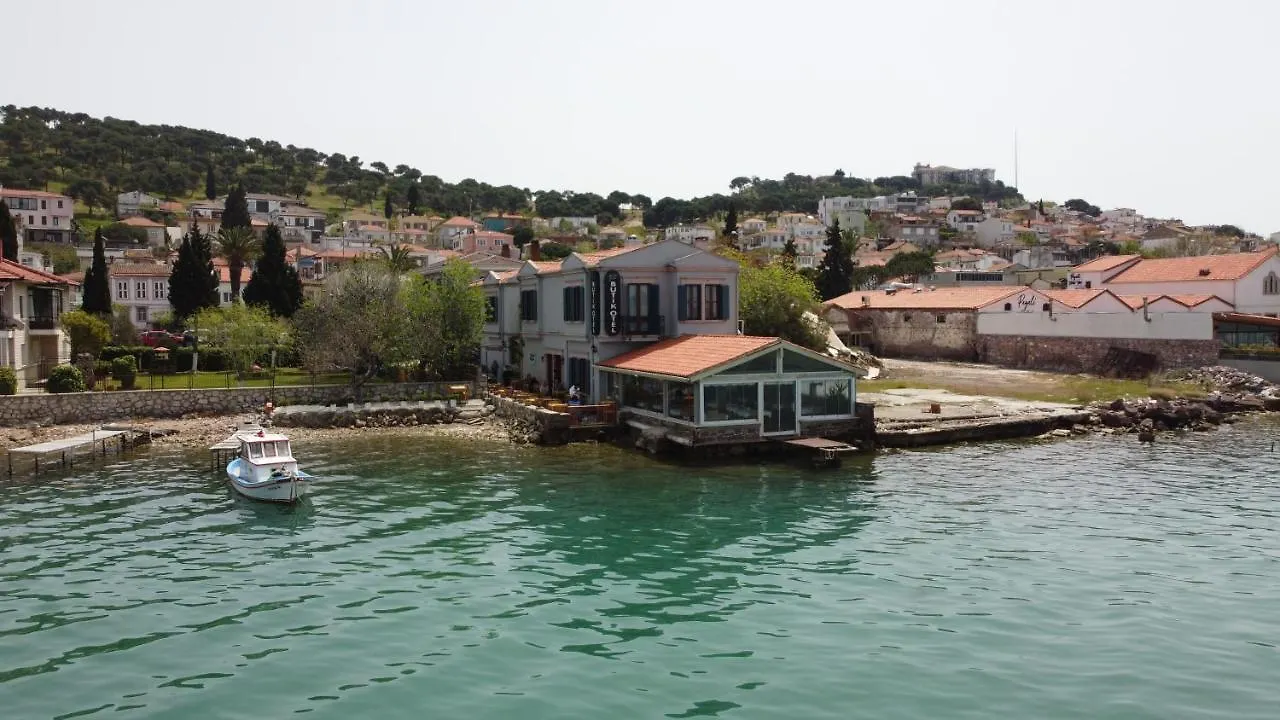 Ferahi Evler Ayvalik Hotel