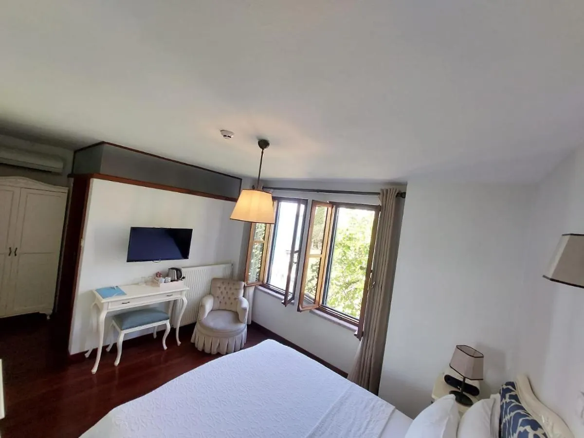 Ferahi Evler Ayvalik Hotel