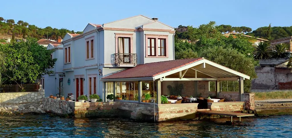 Ferahi Evler Ayvalik Hotel